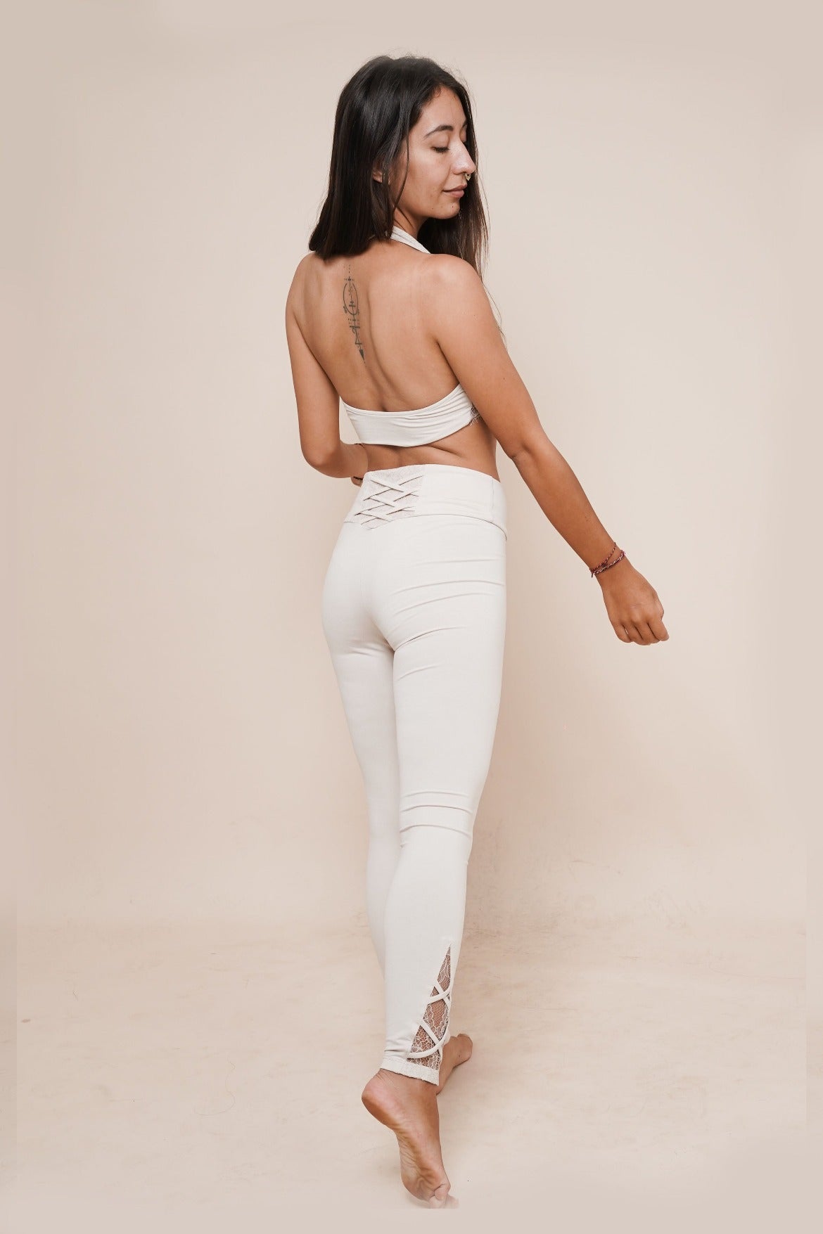 Comfortable leggings for all kinds of workouts and yoga & Elegance - Halter Lace Top by Bohemian GoddessI Color: Winter white I www.bohemiangoddess.com